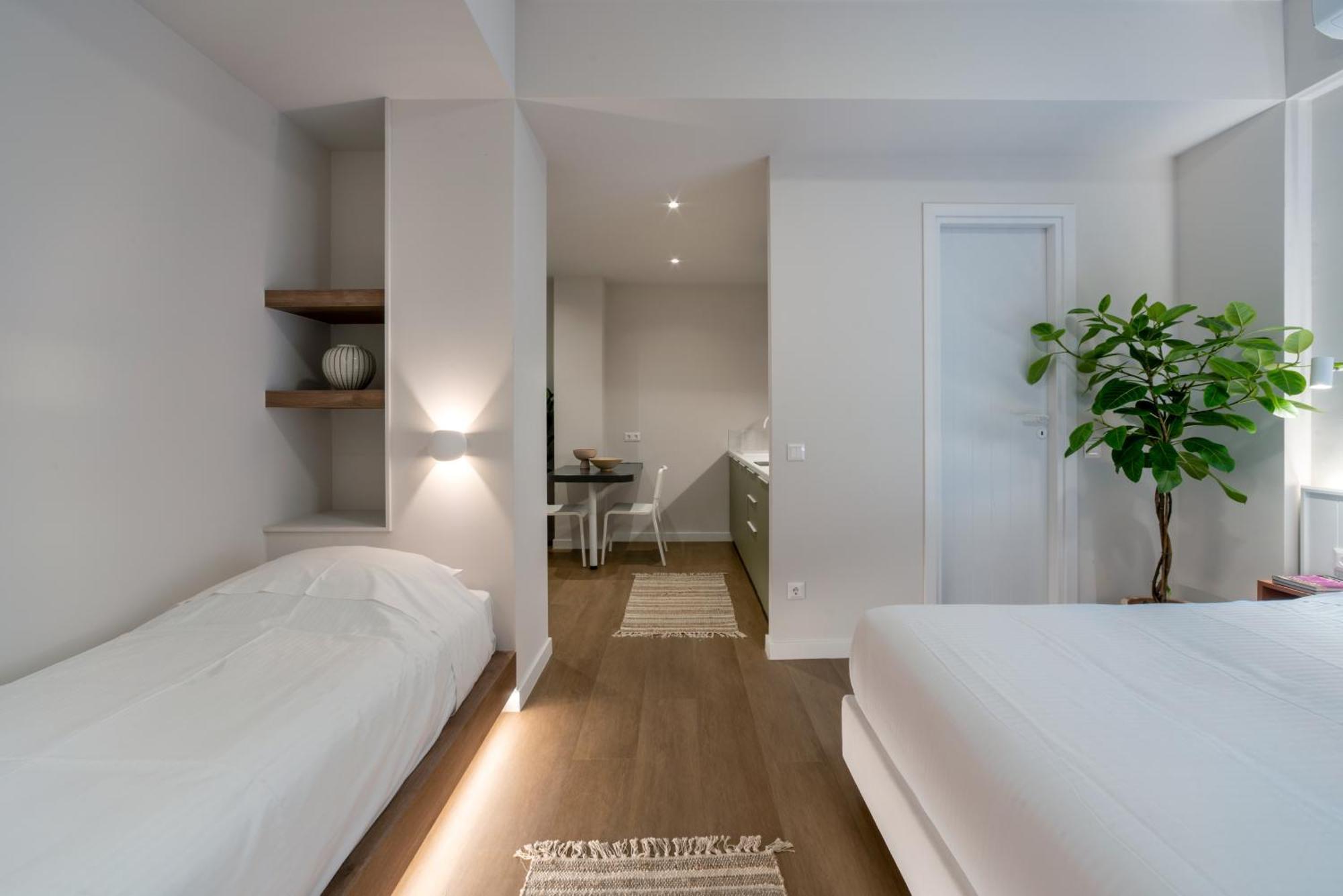 Central Bliss Apartments By Upstreet เอเธนส์ ภายนอก รูปภาพ