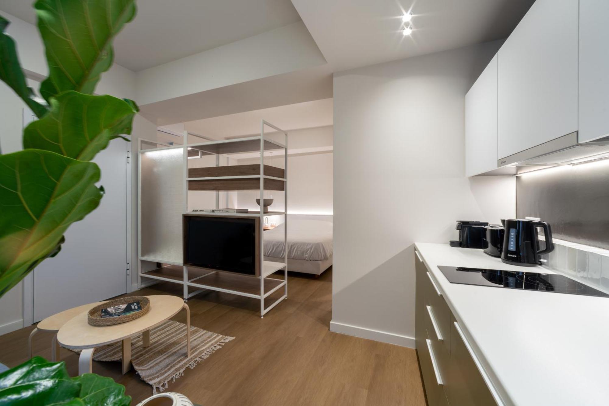 Central Bliss Apartments By Upstreet เอเธนส์ ภายนอก รูปภาพ