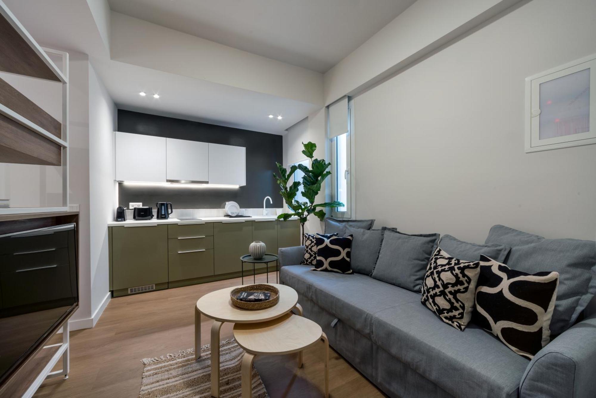 Central Bliss Apartments By Upstreet เอเธนส์ ภายนอก รูปภาพ