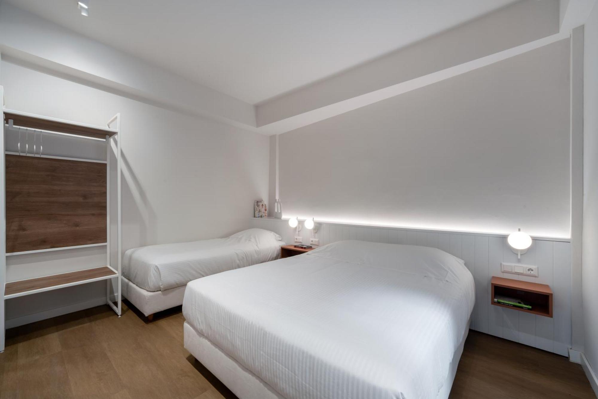 Central Bliss Apartments By Upstreet เอเธนส์ ภายนอก รูปภาพ