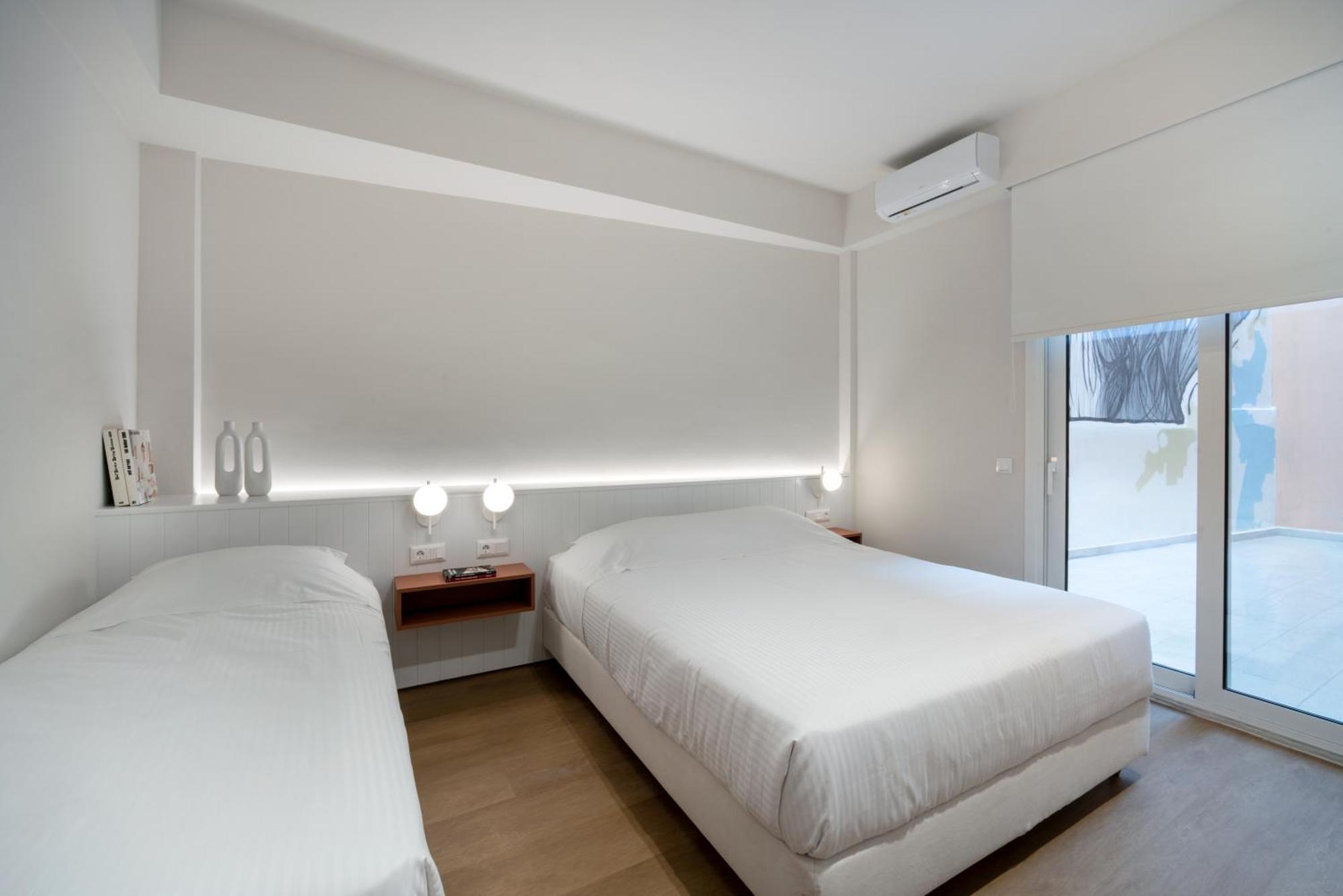 Central Bliss Apartments By Upstreet เอเธนส์ ภายนอก รูปภาพ