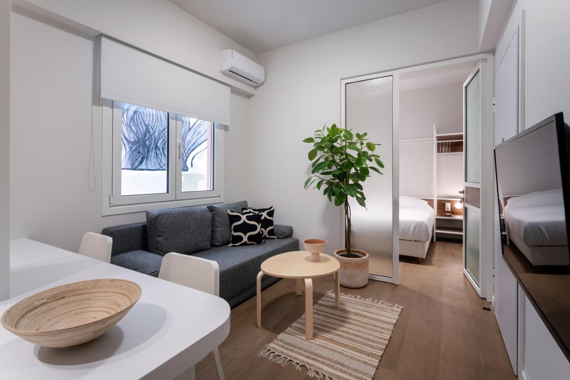 Central Bliss Apartments By Upstreet เอเธนส์ ภายนอก รูปภาพ
